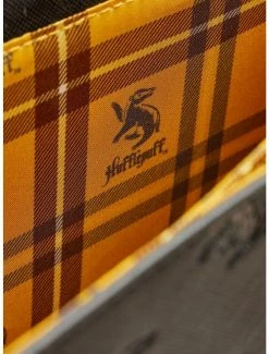 Crossbody Bags Loungefly Harry Potter Hufflepuff Crossbody Bag -Bowie Shop 19914173 av4